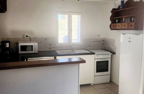 Maisonnais House | Centaur House