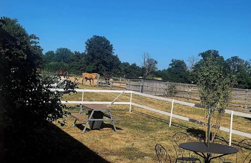 Maisonnais House | Centaur House