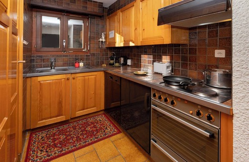 Ovronnaz Apartment | Centaure B RI 1 by Interhome