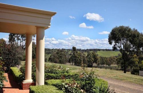 Kilmore East House | Centelle Park Farm Stay