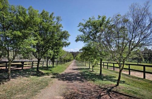 Kilmore East House | Centelle Park Farm Stay