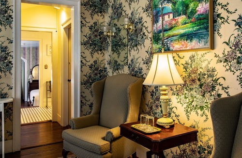 Northfield Bed & Breakfast | Centennial House