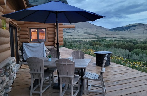 Centennial House | Centennial Log Cabin