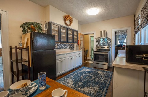 Memphis House | Center City