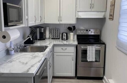 St. John's House | Center City with Recent Renosn(King & Double Beds)