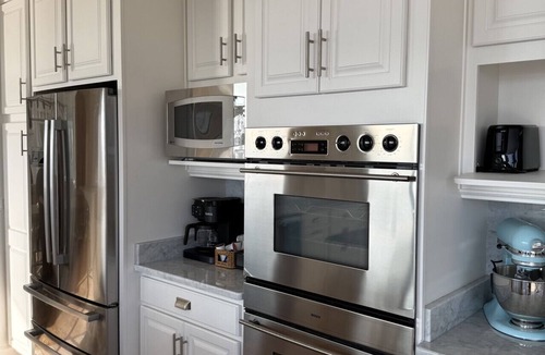 Silver Point House | Center Hill Lake Retreat: Views! Pool, HotTub, GreatLocation, 8 Beds & Elevator!