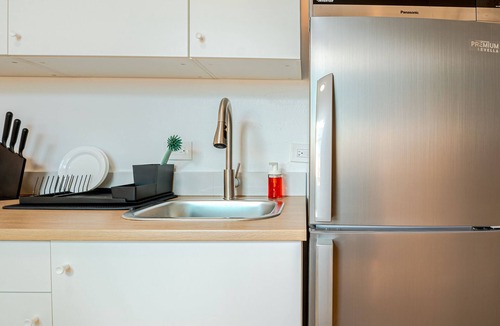 Liberty City Apartment | Center Location 1 Bad + 1 Bath w/Private Yard #1