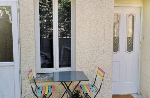 Meaux Apartment | Center Meaux apartment completely renovated near Disneyland Paris