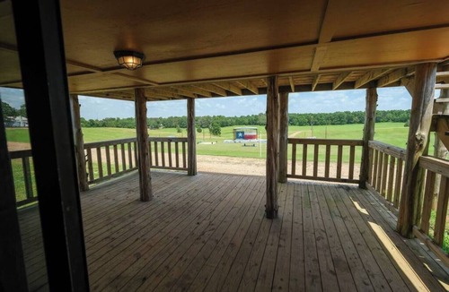 Minden House | Center Stage @ Yellow Rose Canyon