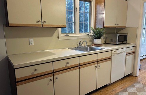 West Hyannisport House | Centerville-Beach+Shops less than 5 min drive