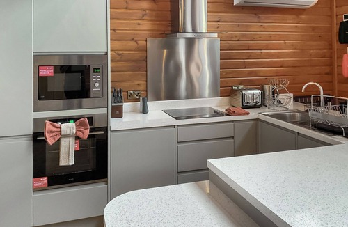 Mydroilin Cottage | Centilen Pedr - Daffodil - UKC7078