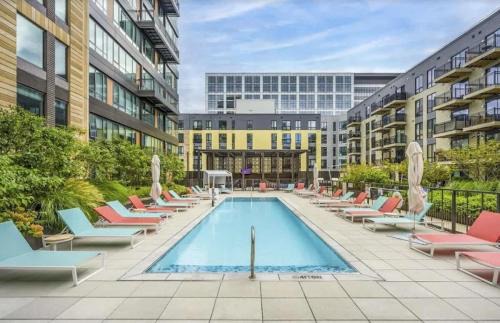 Assembly Square Apartment | Central 1-BR Condo Assembly Row Gym & Pool Sleep 5