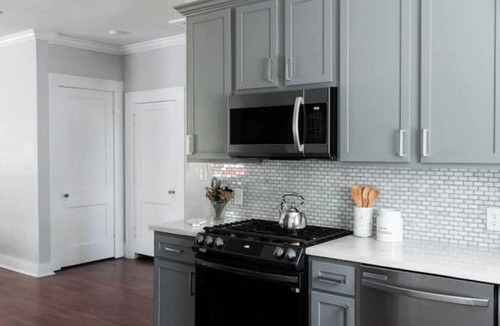 Midtown House | Central- 10 min to Downtown & 5 min to Fairground