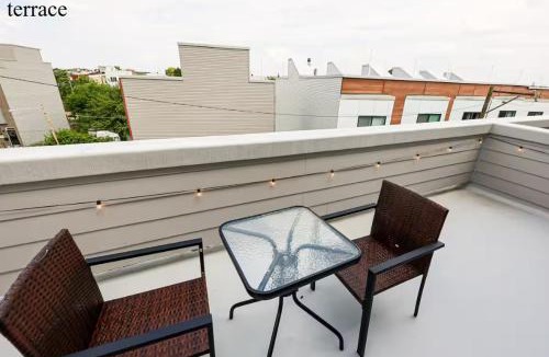 North Philadelphia East Apartment | Central 1BR1BAKing BedWiFiWD