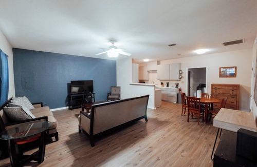 Northwest Corpus Christi House | Central 2 BD Home-Min to Refineries & Airport-Ext