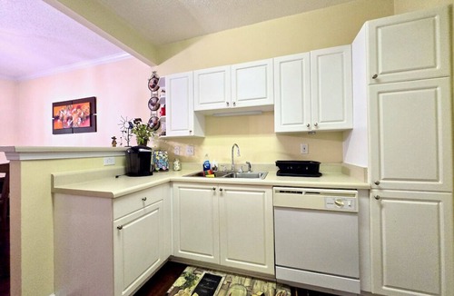 Smyrna Condo | Central 2-bedroom Smyrna Condo