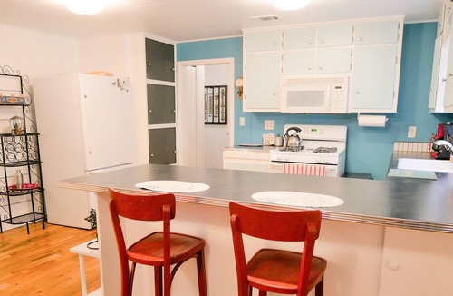 Hyde Park House | CENTRAL - 2 Mi. to Downtown! House w/ Fenced Yard In Quaint, Popular Hyde Park