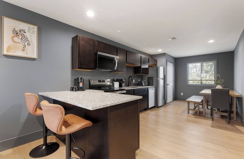 Festus Apartment | Central 2BD Apartment