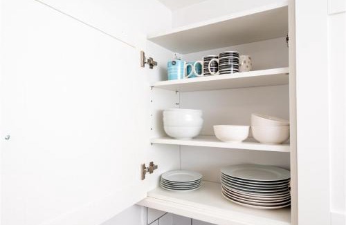 Vauxhall Apartment | Central 3 Bedroom Flat w Parking