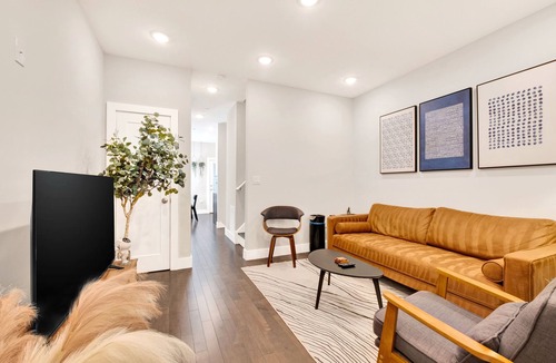 Center City Apartment | Central 3BR/4BA w/Game Room - Perfect for Groups!