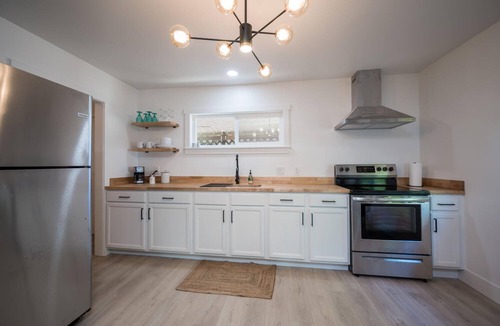 Paso Robles Cottage | Central Ace High Bungalow