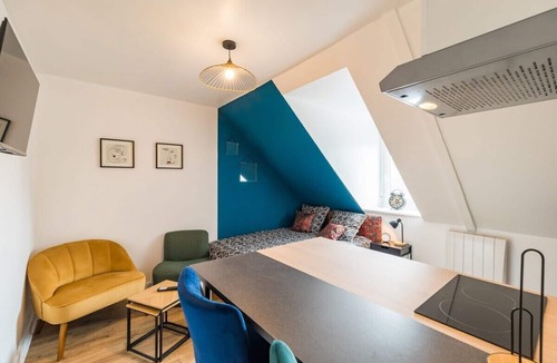Guingamp Apartment | Central and charming studio, Guingamp center