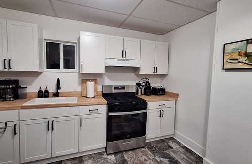 Oswego Apartment | Central and Convenient Ground Floor Apartment
