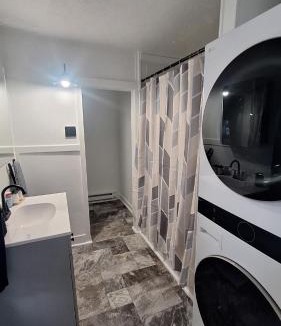 Oswego Apartment | Central and Convenient Ground Floor Apartment