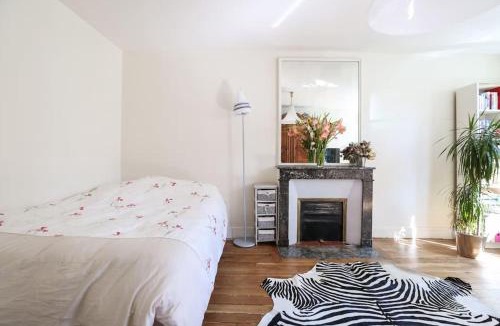 Saint-Vincent-de-Paul Apartment | Central and Parisian style - 3 bedrooms