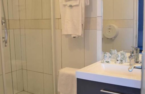 Centre Ville Hotel | Central Anzac