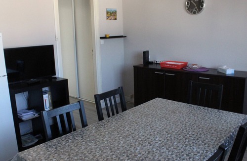 Fort-Mahon-Plage Apartment | Central Apartment - 2 Bedrooms, WiFi, Pet-Friendly, 10 min to Beach