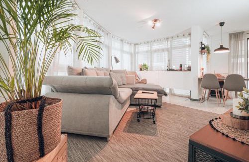 Visp Apartment | Central Apartment - culture & nightlife in one