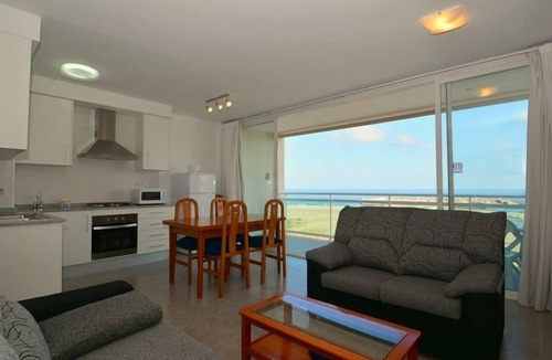 Comarruga Apartment | Central apartment on the seafront