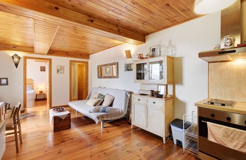 Osseja Apartment | Central Apartment in Ossèja