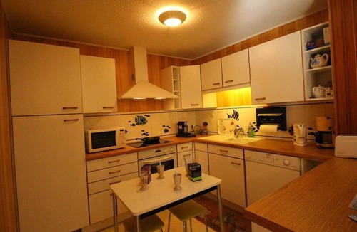Bagneres-de-Luchon Apartment | Central Apt 6/7 pers. in Bagnères-de-Luchon with parking and pets allowed