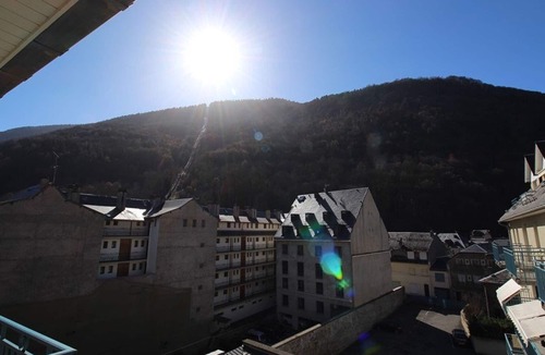 Bagneres-de-Luchon Apartment | Central Apt 6/7 pers. in Bagnères-de-Luchon with parking and pets allowed