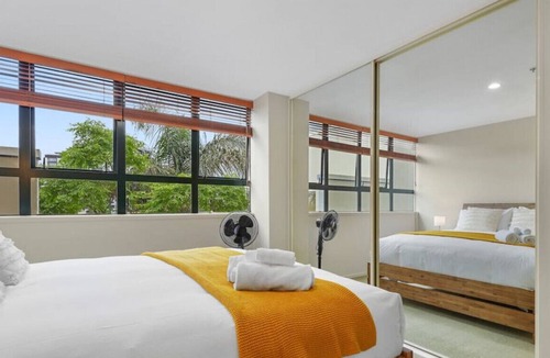 Newton Apartment | Central Apt Steps to Ponsonby | Wifi & Freeparking