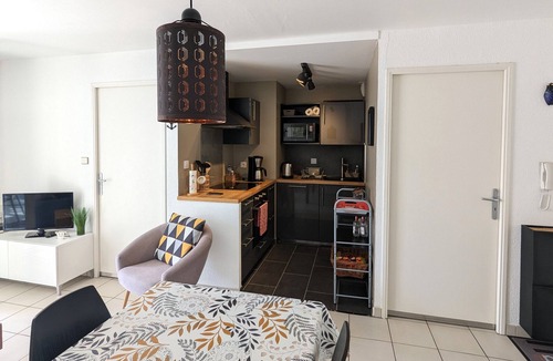 Arcachon Apartment | Central Arcachon - Beautiful 1BR with Loggia and Secured Parking