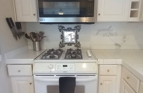 Oakmont Heights House | Central Austin - Walk to Park, Cafes, Pools Near Downtown, Major Employers