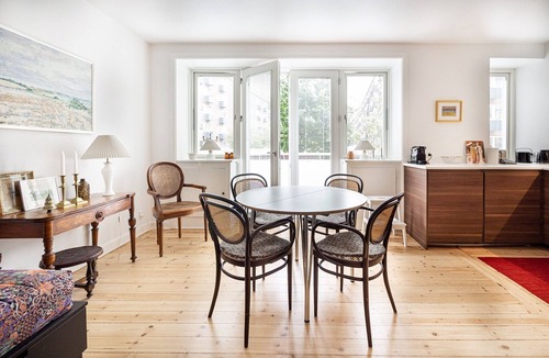 Amager Apartment | Central beautiful 1 bedroom apartment with terrace