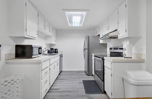 Lake Hills House | Central Bellevue House
