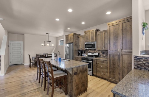 Old Farm District House | Central Bend 3BR | Pet-Friendly | 30+ Day Stay