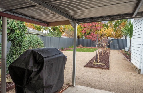 Bendigo House | Central Bendigo Cottage Charm