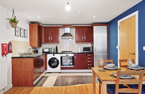 Bishop's Stortford Apartment | Central Bishops Stortford 2BR Apartment