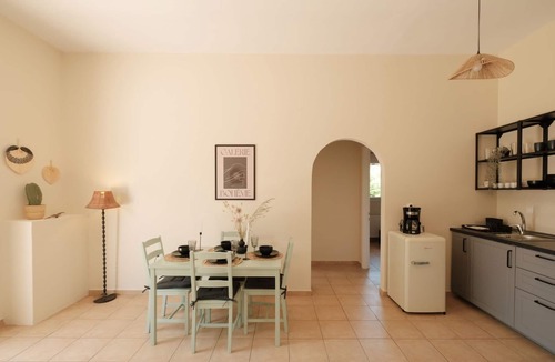 Ipsos Apartment | Central Boho Apartment by Konnect, Ipsos