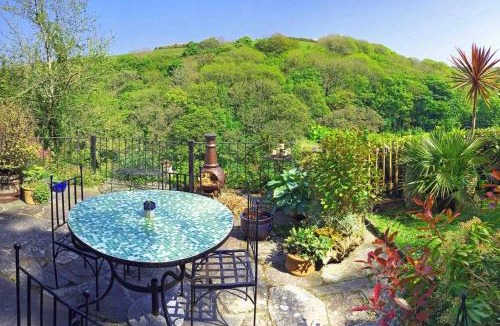 Boscastle Apartment | Central Boscastle studio flat