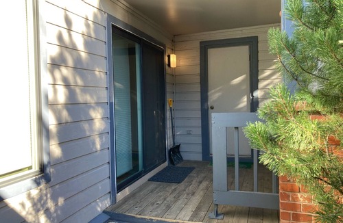 Old North Boulder Apartment | Central Boulder Studio Condo - Quiet Space Close to Downtown!