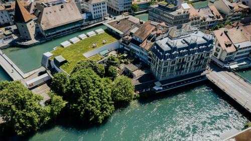 Balliz Apartment | Central Boutique Apartment - Garden with Riveraccess