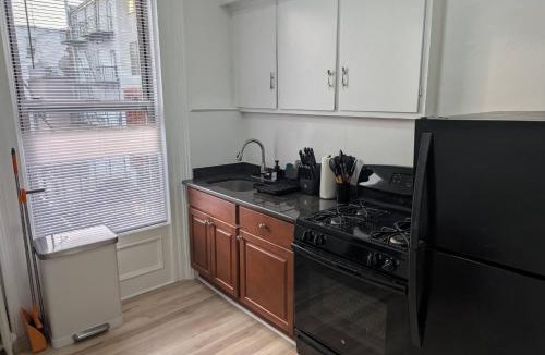Hoboken Apartment | Central brownstone in Hoboken Dwntn! 15 mins to NY