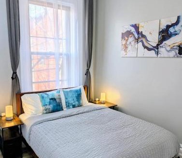 Hoboken Apartment | Central brownstone in Hoboken Dwntn! 15 mins to NY